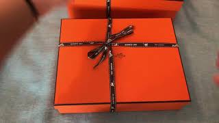 HERMES BOUTIQUE HAUL UNBOXING
I am so excited to share my first Hermes boutique haul with you! Thank you for watching!!
Follow me on IG: @fashionjunky33
Email me: fashionjunky33@gmail.com HERMES BOUTIQUE HAUL UNBOXING