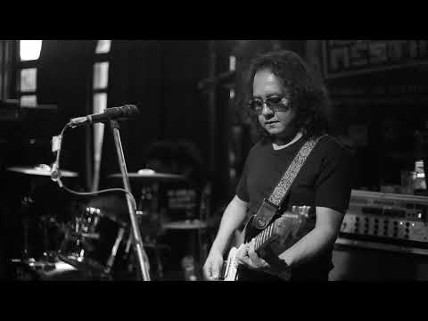 สองคน - หิน เหล็ก ไฟ live at Real and Sure Meeting
