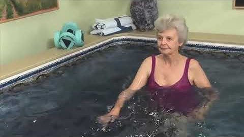 VIDEO BỂ BƠI ĐÃ ĐƯỢC VỆ SINH VÀ XỬ LÝ CLO SẠCH