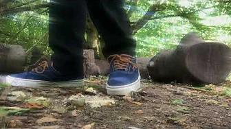 Muffin FLATTENED under Vans #footcrush #asmrcrush #asmrfootcrush #feetcrush #crush #candid crush