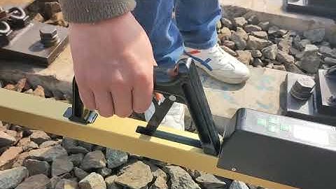 Digital track gauge working video