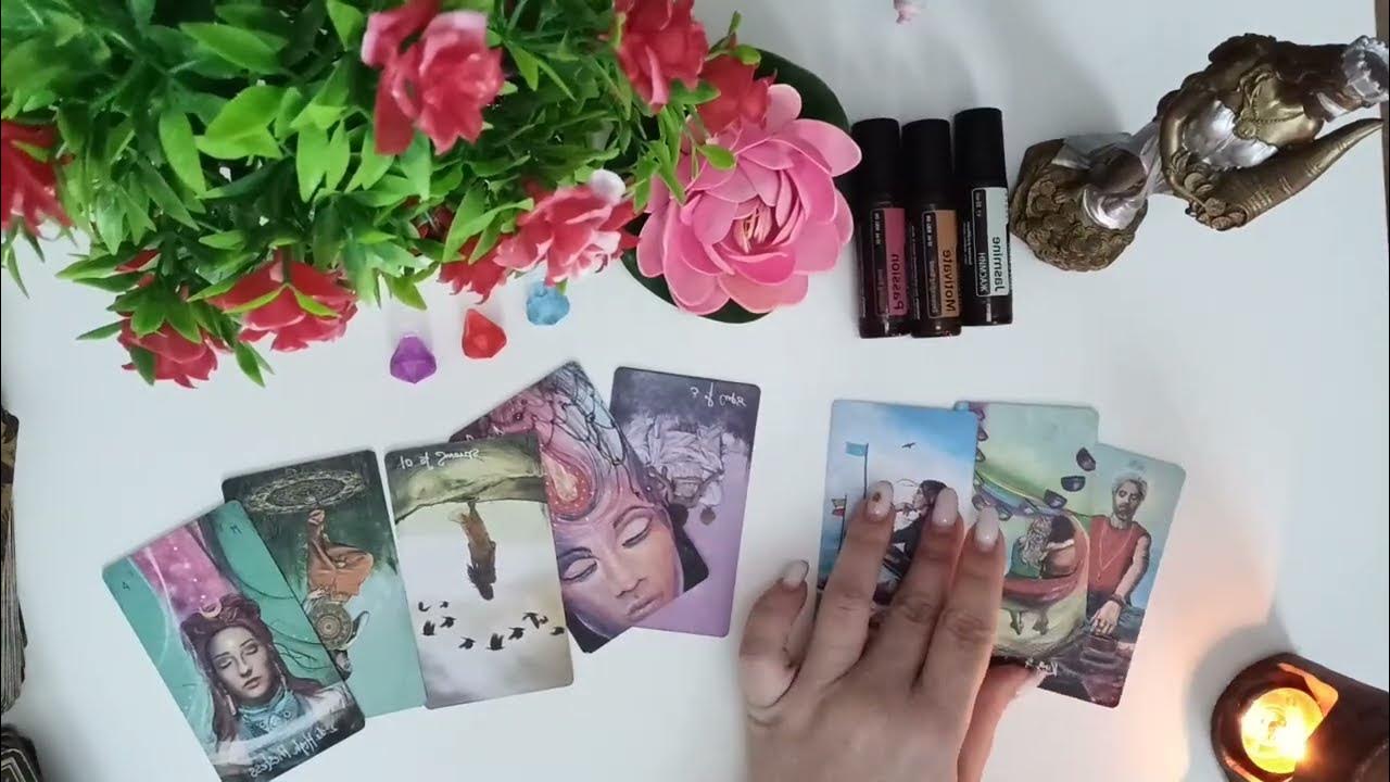 Он будет со мной гадание. Гадания на парня на бумаге. Гадания на святки. Святочные гадания и их виды. Хочет ли он меня гадание онлайн.