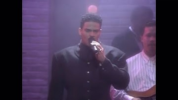 Christopher Williams - Talk To Myself LIVE at the Apollo 1990