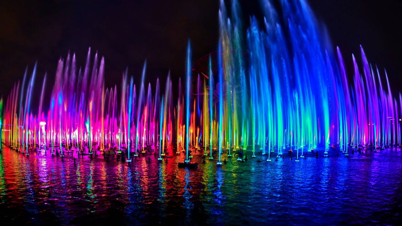 Original PrePremiere Version of 39World of Color