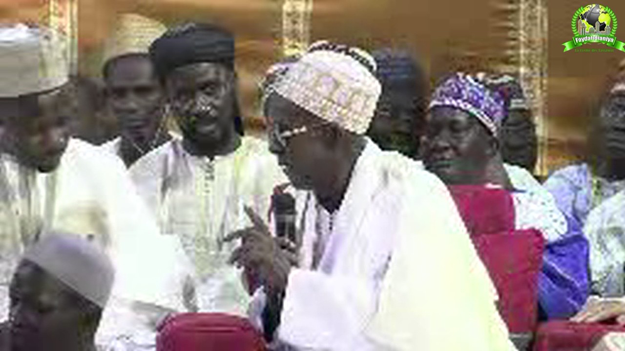 cheikh mahy ibrahima niass charme tout le publique avec sa belle discours