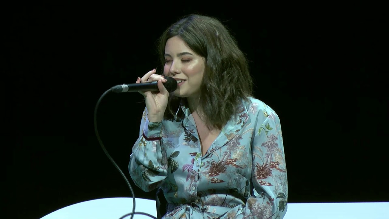 Antes Dela Dizer que Sim - Bárbara Tinoco & Carolina Deslandes ao vivo na Altice Arena | PWG 2020