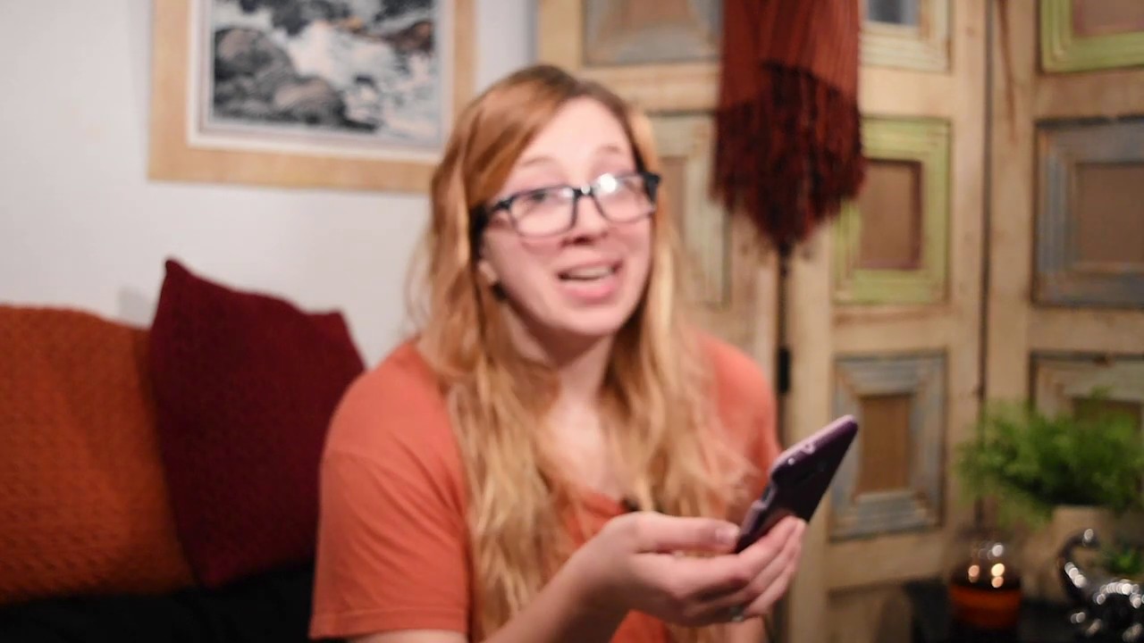 REVIEWING WICKED SAINTS by Emily Duncan while horribly out of focus // suggested PODCAST STYLE