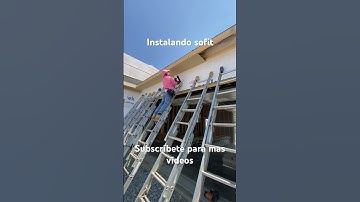 Instalando sofit LP SMARTSIDE #lp #smartside #construcción #mujeres