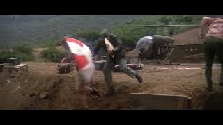 Donald Sutherland,Elliott Gould in M*A*S*H - umbrella