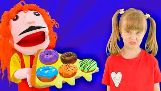 Do You Like Donuts Pizza? | Kinderwood Kids Songs