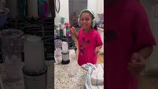 Scarlett Making A Icee