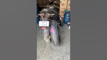 150 section tyre install on rs 200 opollo alpha h1 tyre on rs 200 #bajaj #pulsarrs200 #apollotyre