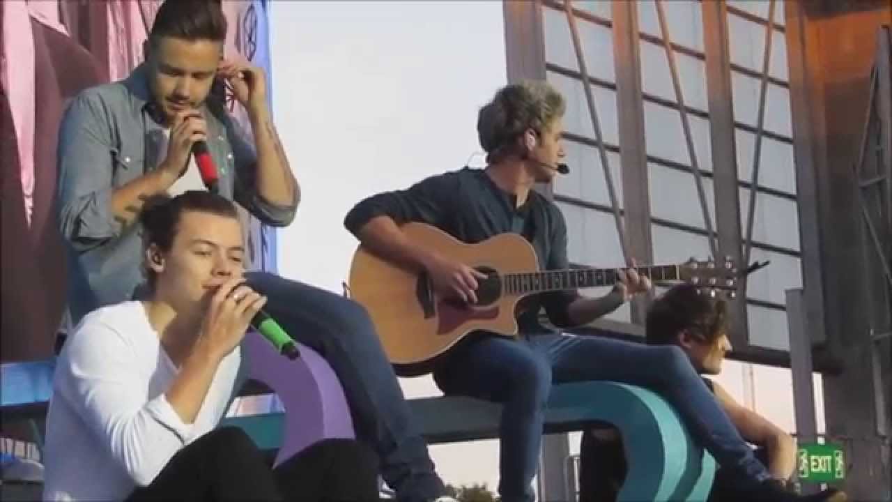 Harry Styles Best Vocals 2015 [4]