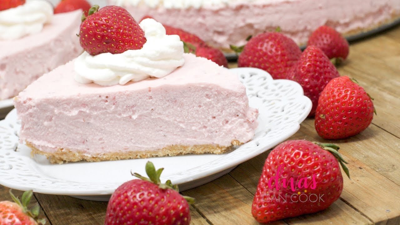 No-bake Strawberry Cheesecake | Divas Can Cook
