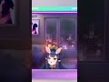 Size accurate QueenE tries to gaslight viewers into thinking she's lorge | #vtuber #envtuber