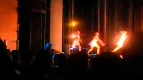 candice smith performs with dance majors