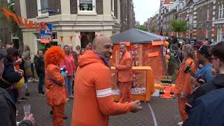 Koningsdag Amsterdam 2024: muziek, bootjes en vrijmarkt