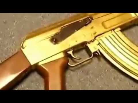клиент такси забыл… золотой автомат Калашникова