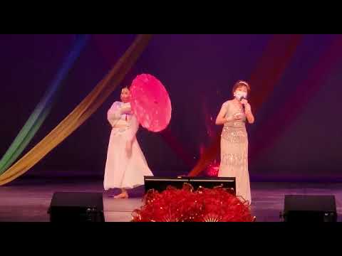 （ 雨中追憶） 秀安 唱 阮萍老師伴舞 興民波比歌舞團主辦 元朗劇院演藝廳2022年6月13日