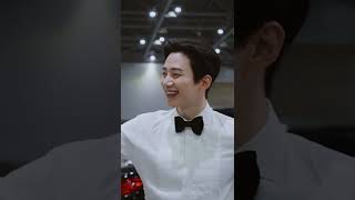 웃음이 끊이지 않는 백상 백스테이지 #이준호