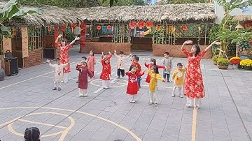 Happy new year  -  Lớp pooh 3 - Hội Chợ Quê trường Mầm non Ánh Dương TP Bắc Ninh 1.2025