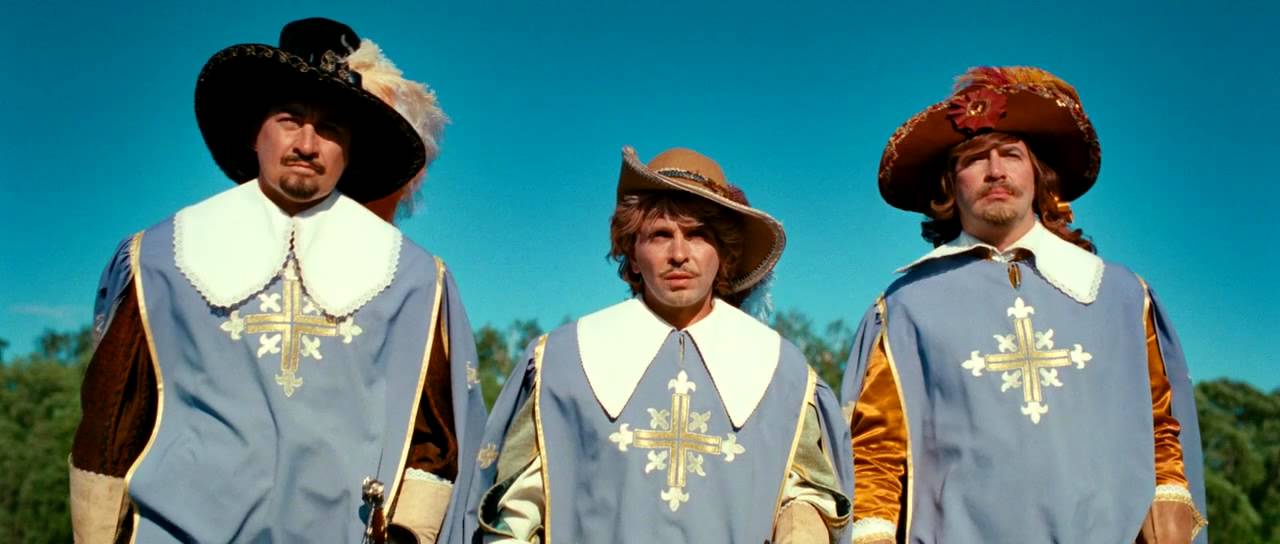 Найдите 3 мушкетера. Атос Портос и Арамис. Три мушкетера д'Артаньян 2023. Три мушкетера 1979. Три мушкетера Портос.