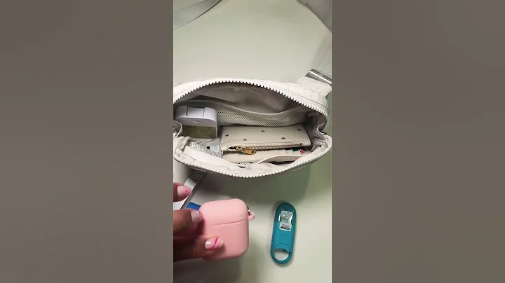 what’s in my lululemon belt bag 2L #wimb #beltbag #everydaylife #sahm #momlife #momstyle #lululemon