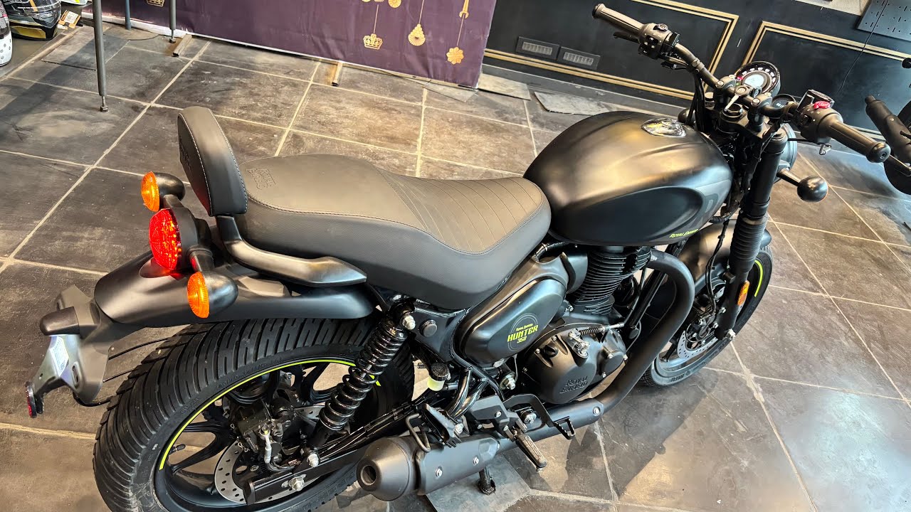 New 2026 Royal Enfield Hunter 350 Mid Model Details Review | On road price features Mileage