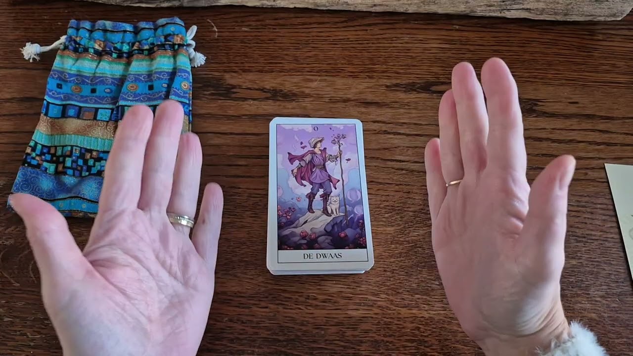 Maya's Magie Tarot unboxing van zowel boeken als kaartendeck✨️