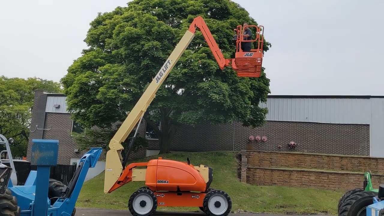 2011 JLG 600AJ 500lb Pneumatic Diesel Articulating JIB Boom Lift STK