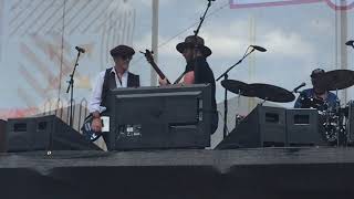 Drake White “It Feels Good” at CMA Fest 6/10/2017 Riverfront Stage