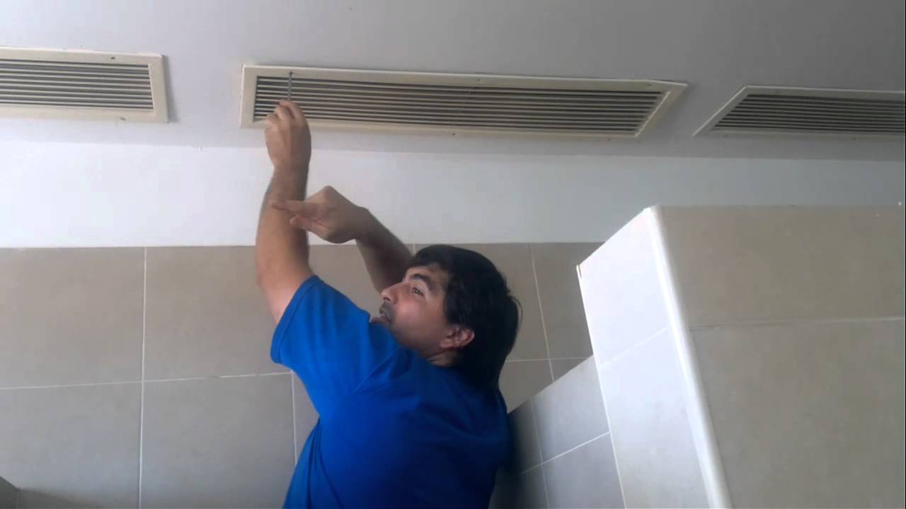 Cámaras en el baño de una empresa | InfoCañuelas -