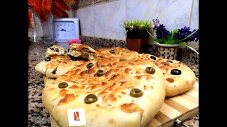 فطائر خفيفه للعشاء والفطور بحشوه البيتزا  هشه ولذيذه Fluffy and delicious pastry