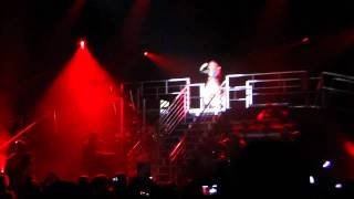 Demi Lovato Laughs Singing Unbroken In Chicago, Il 120311
