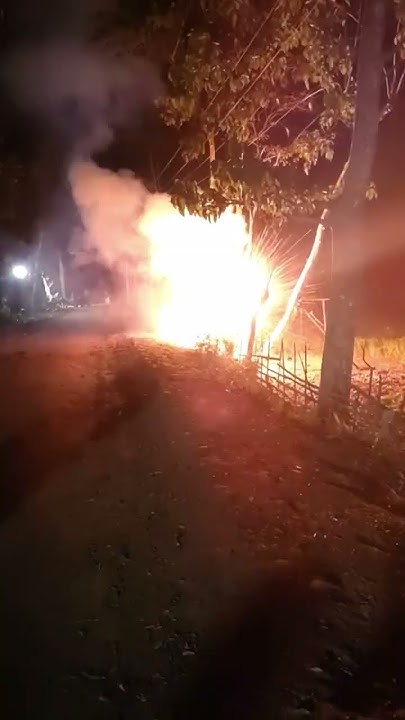 holi bomb
