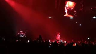 Billie Eilish - Oxytocin live @ Mercedes-Benz Arena, Berlin \/ 30.06.2022