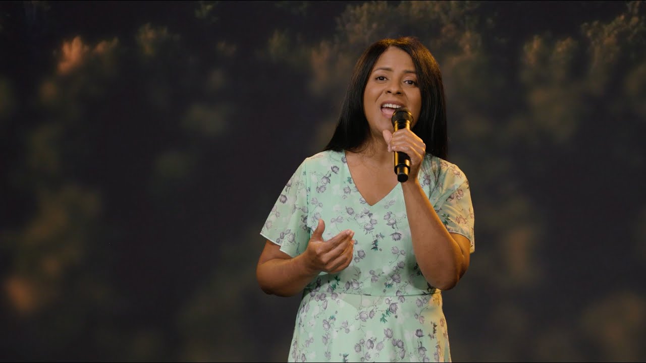 Escrito Está - Yo quisiera hablarte del amor de Cristo | Sarah Vargas