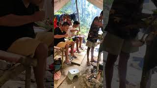 Eating before dark, the life of a gold miner!😌😌 #vlogvideo #fishing #campingfortwo #camping #cooking