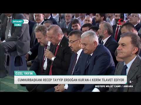 Cumhurbaşkanımız Recep Tayyip Erdoğan Kur'an-ı Kerim Tilavet Ediyor