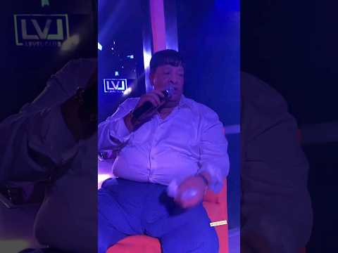 بابا المجال عبد الباسط حموده شبعانين و عنينا مليانه نايت كلاب 