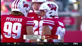 Nathanial Vakos Drills The 50-Yd Vs. South Dakota Wisconsin Football