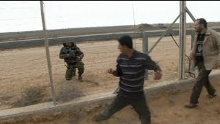 Israeli troops kill Palestinian on the Gaza border screenshot 5