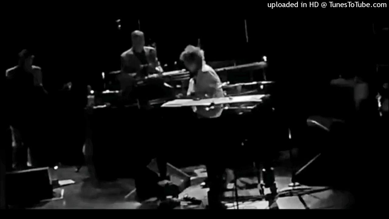 Bob Dylan live , When I Paint My Masterpiece , Paris 2019 YouTube