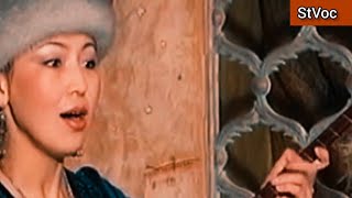 Казахская народная песня "Әдемі қыз" (Красивая девушка) Айгуль Косанова #folk #dombra #kazakhmusic