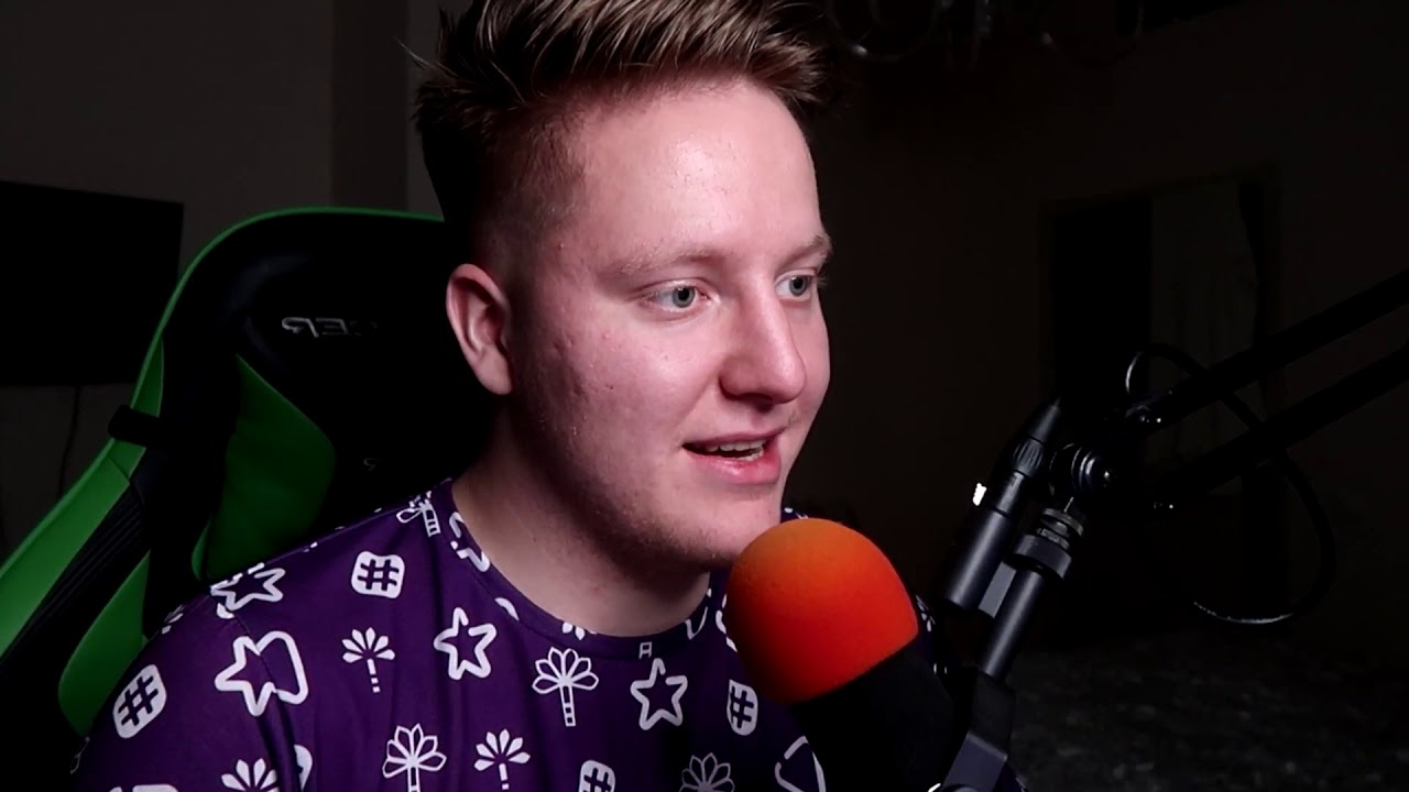 Новая причёска поззи. Поззи блоггер. Поззи 2024. Поззи 2021. Музыка поззи.