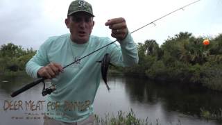 Tricks to EASILY de-hook your fish! NO TOOLS NEEDED!!! Never touch them!!