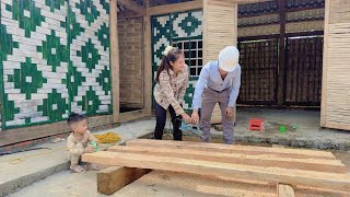 Download Lagu CEO Hung’s Surprise Visit – Helping Single Mom Start Building a Bed | Part 1 MP3 Download Lagu CEO Hung’s Surprise Visit – Helping Single Mom Start Building a Bed | Part 1 MP3