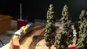 N Scale CSX Intermodal Super Evlevation Track 1 Part 2