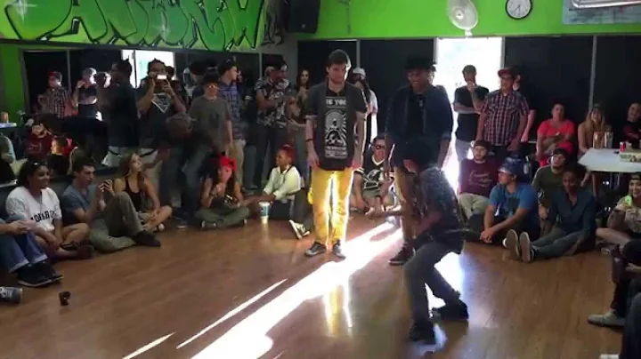 Tamasi and Clocks vs Freestyle John and Poppin Pen...