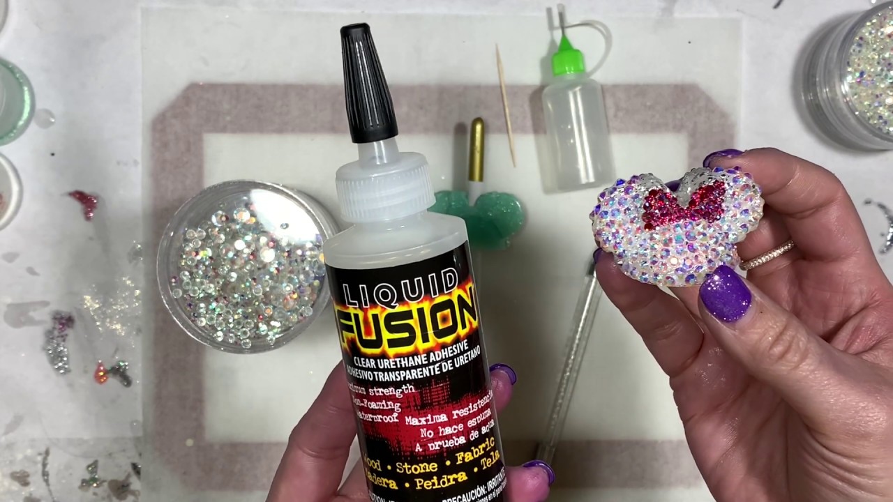 How to: Filling straw topper molds with epoxy & glitter! 